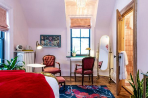 Room 8 - 11 Rooms Boutique Hotel